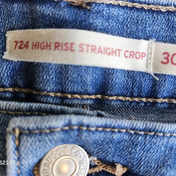 Levi's Women's 724 High Rise Straight Crop Jeans Size 30	Blue Denim - Picture 5 of 5